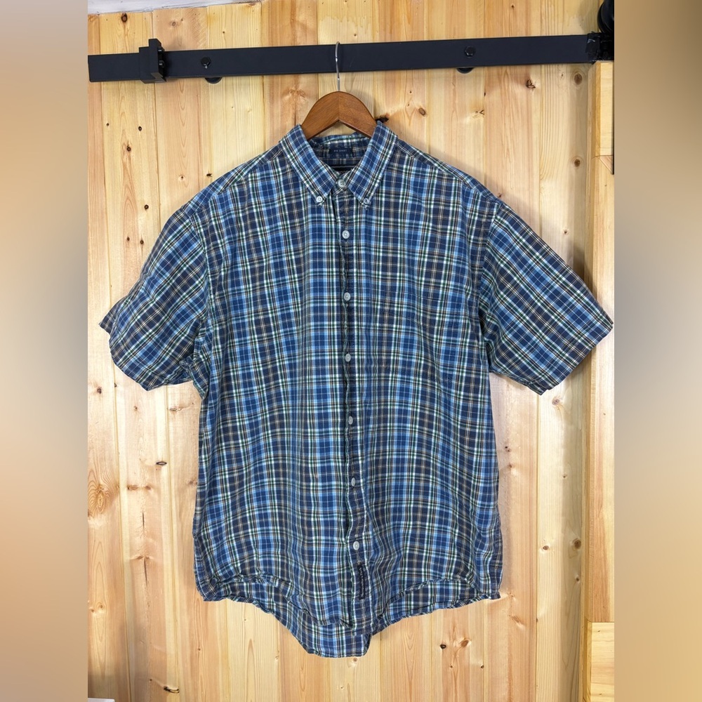 Abercrombie & Fitch Men’s Plaid Big Shirt Plaid
button Down Short Sleeve Cotton